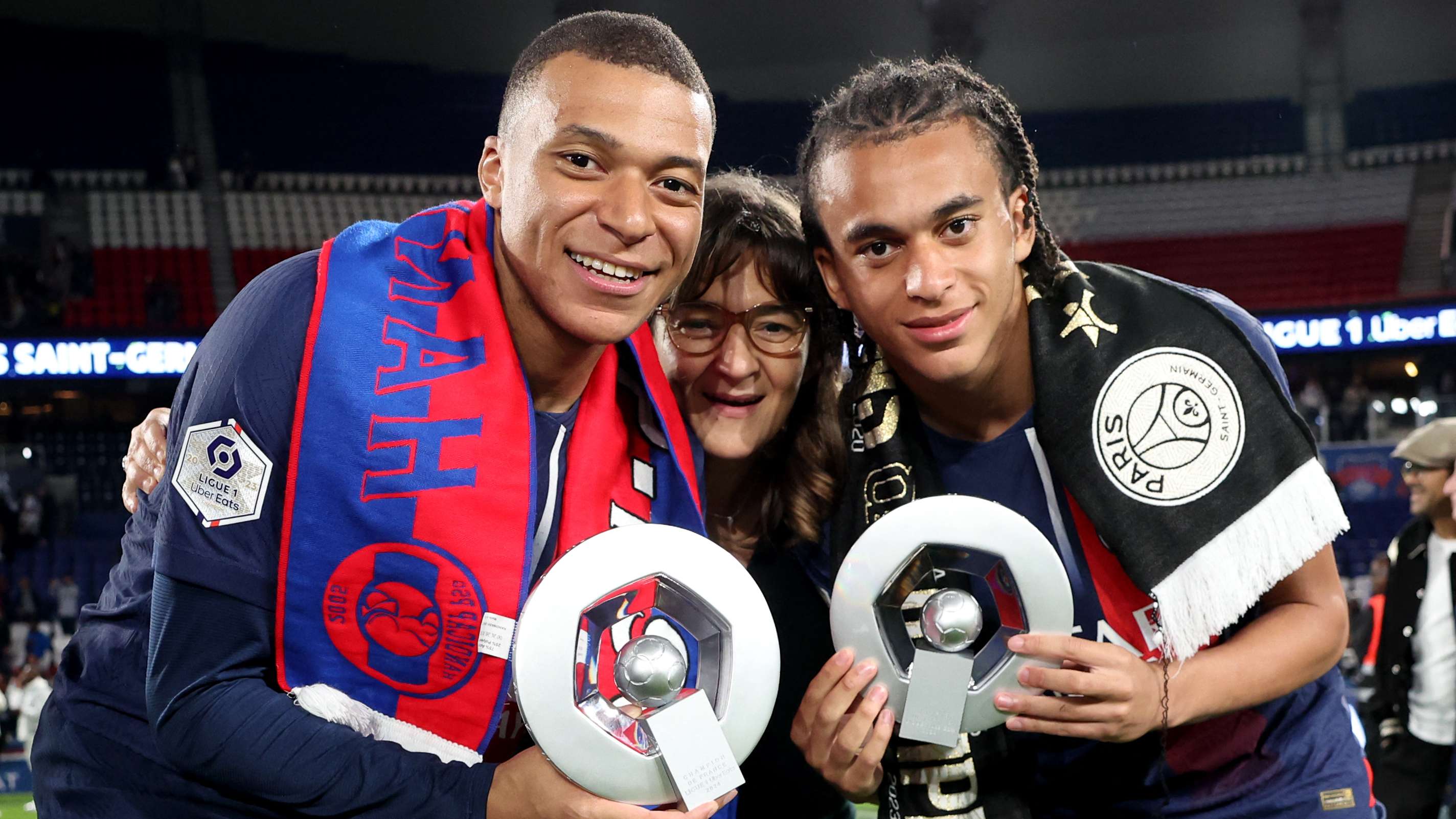 他能够继续 他能够继续